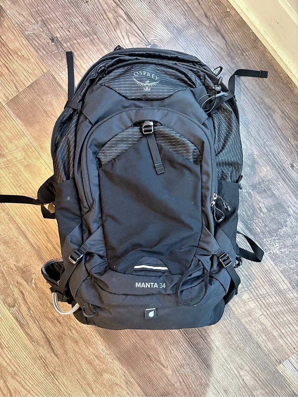 Osprey Manta 34 34L Hydration Hiking Backpack Black